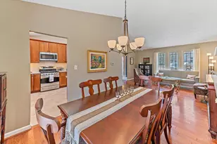 9621 Iris Dr, West Chester, OH 45241 - Photo 8