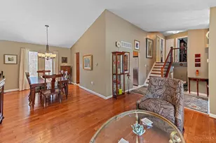 9621 Iris Dr, West Chester, OH 45241 - Photo 6