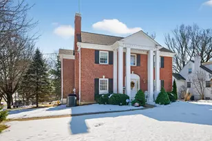 5183 Cleves Warsaw, Delhi Township, OH 45238 - Photo 2