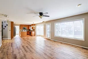 1034 Windsor Ct, Union Township, OH 45245 - Photo 12