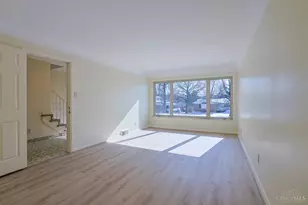 1006 Pineknot Dr, Delhi Township, OH 45238 - Photo 6