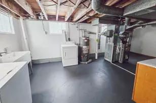 2048 W Galbraith Rd, Cincinnati, OH 45239 - Photo 12