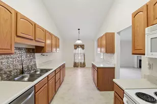 8021 Pinnacle Point Dr, West Chester, OH 45069 - Photo 32