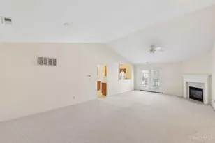 8021 Pinnacle Point Dr, West Chester, OH 45069 - Photo 16