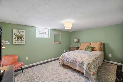 1945 Lawn Avenue, Cincinnati, OH 45237 - Photo 16
