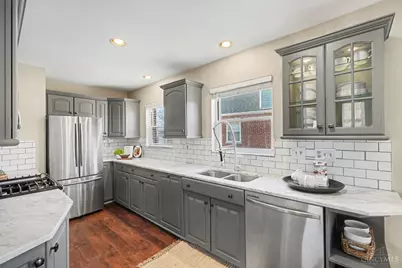 4153 Paxton Woods Lane, Cincinnati, OH 45209 - Photo 8