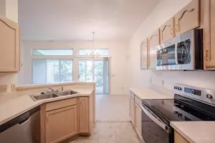810 Southmeadow Circle, Cincinnati, OH 45231 - Photo 12