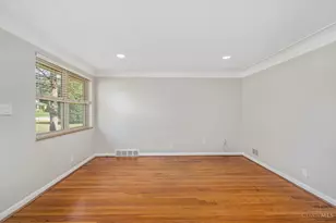 5265 Meyers Ln, Blue Ash, OH 45242 - Photo 2