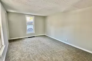 21 Wamsley Ave, Cleves, OH 45002 - Photo 8