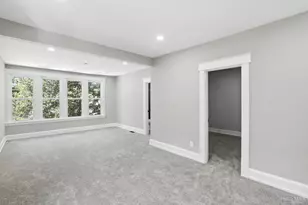 4131 Thirty Second Ave, Cincinnati, OH 45209 - Photo 22