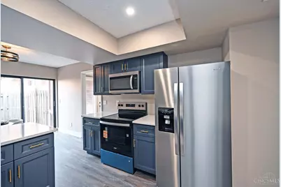 8335 Summerbridge Way, West Chester, OH 45069 - Photo 10