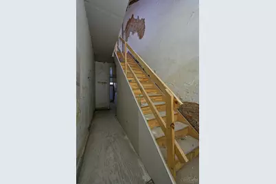 1913 Central Avenue, Cincinnati, OH 45214 - Photo 42