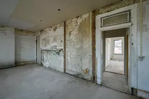 1913 Central Ave, Cincinnati, OH 45214 - Photo 14