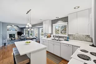 8588 Charleston Creek Dr, Mason, OH 45040 - Photo 16