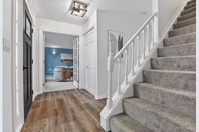 6210 N Shadow Hill Way, Miami Township, OH 45140 - Photo 2