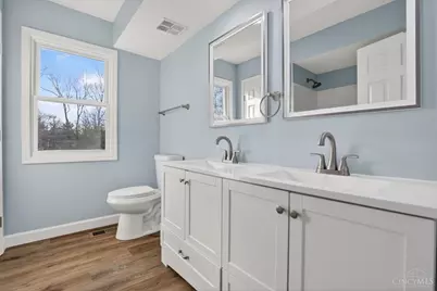 6210 N Shadow Hill Way, Miami Township, OH 45140 - Photo 16