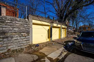 2216 Ohio Ave, Cincinnati, OH 45219 - Photo 28
