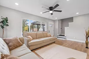 5696 Biscayne Ave, Green Township, OH 45248 - Photo 6