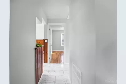 1493 Spring Lawn Avenue, Cincinnati, OH 45223 - Photo 10