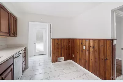 1493 Spring Lawn Avenue, Cincinnati, OH 45223 - Photo 14