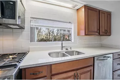 1493 Spring Lawn Avenue, Cincinnati, OH 45223 - Photo 16