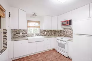 6705 Elwynne Dr, Cincinnati, OH 45236 - Photo 10