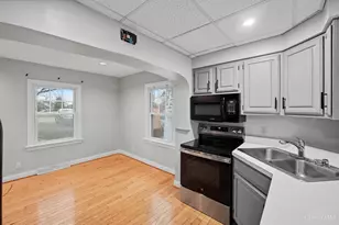 440 W Sharon, Cincinnati, OH 45246 - Photo 16