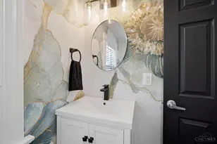 4614 Simpson Ave, Cincinnati, OH 45227 - Photo 20