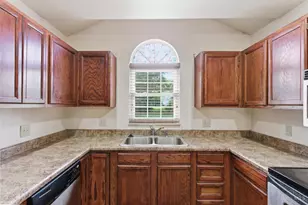 3326 Meadow Green Ct, Amelia, OH 45102 - Photo 8