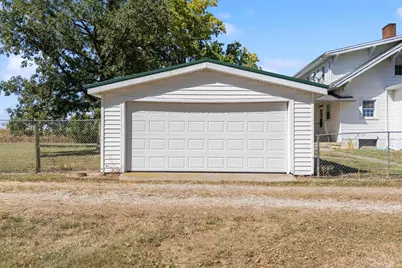 7764 Glaze Road, New Holland, OH 43145 - Photo 6