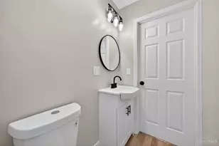 6781 Somerset Dr, Springfield Township, OH 45224 - Photo 22