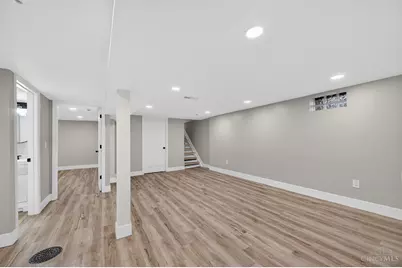 6781 Somerset Drive, Springfield Township, OH 45224 - Photo 32