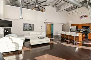 353 W 4th St, Cincinnati, OH 45202 - Photo 12