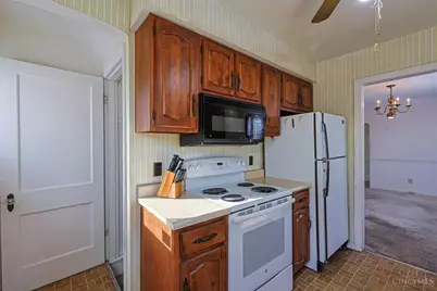 3990 Superior Avenue, Cincinnati, OH 45236 - Photo 14