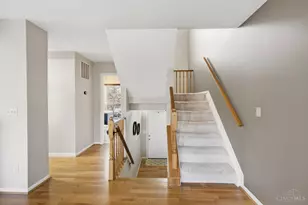 416 Old Court St, Cincinnati, OH 45203 - Photo 16