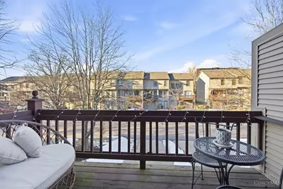 416 Old Court Street, Cincinnati, OH 45203 - Photo 8