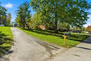 673 Brandy Way, Union Township, OH 45244 - Photo 10