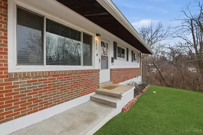 8608 Dundalk Court, Sycamore Township, OH 45236 - Photo 4