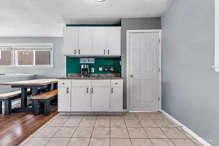 8608 Dundalk Ct, Sycamore Township, OH 45236 - Photo 12