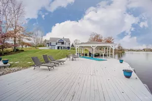 10 Wagon Wheel Cir, Franklin Township, OH 45171 - Photo 4