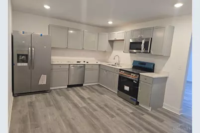 2818 Shartle Street, Middletown, OH 45042 - Photo 2