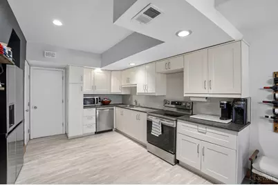 325 Milton Street, Cincinnati, OH 45202 - Photo 18