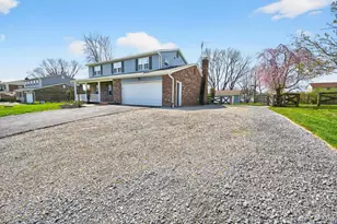 5573 Day Dr, Miami Township, OH 45150 - Photo 4