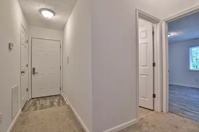 220 Carrington Place #312, Loveland, OH 45140 - Photo 4