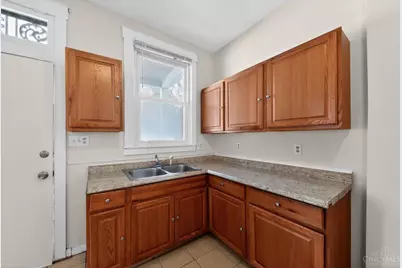 1641 Frederick Avenue, Cincinnati, OH 45223 - Photo 12