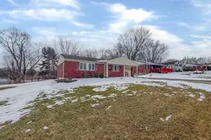 1283 Bellune, Springfield Township, OH 45231 - Photo 4