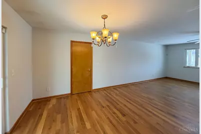 1283 Bellune, Springfield Township, OH 45231 - Photo 14