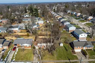 818 Rosetree Ln, Cincinnati, OH 45230 - Photo 40