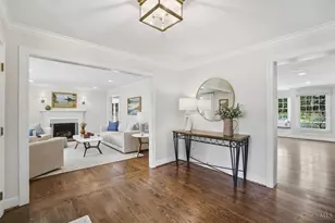 6617 Mariemont Ave, Mariemont, OH 45227 - Photo 8