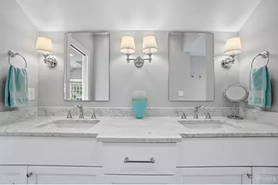 6617 Mariemont Avenue, Mariemont, OH 45227 - Photo 32